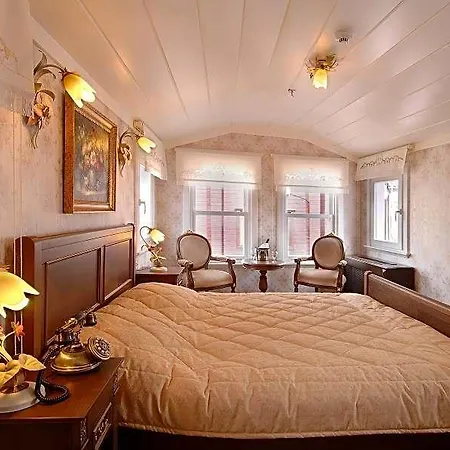 Darussaade Old - Sultanahmet Hotel