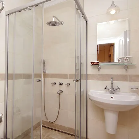 Darussaade Old - Sultanahmet